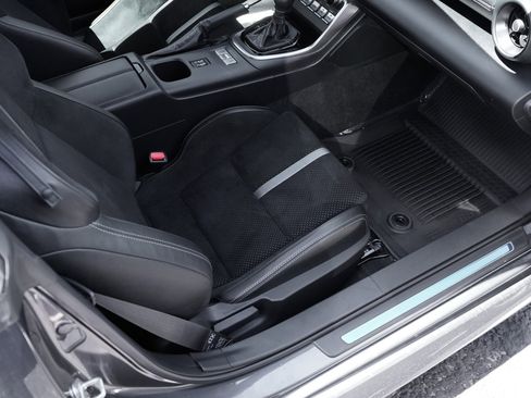 Used 2025 Toyota GR86 Premium RWD image 30