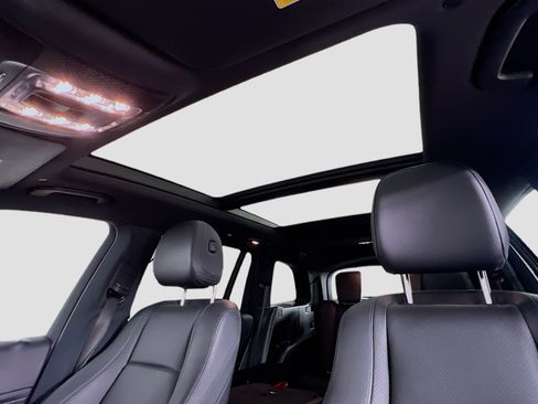 Used 2021 Mercedes-Benz GLS 450 4MATIC image 23