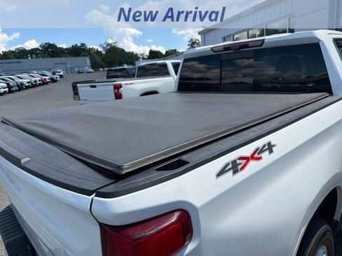 Used 2021 Chevrolet Silverado 1500 LTZ w/ Technology Package AWD/4WD image 6