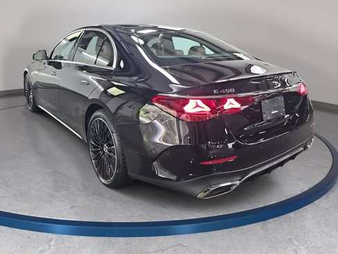 New 2026 Mercedes-Benz E 450 4MATIC Sedan image 7