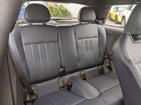 Certified 2025 MINI Cooper S image 17