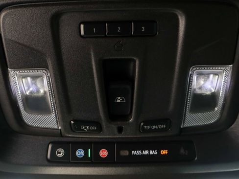 Used 2022 Chevrolet Silverado 1500 ZR2 AWD/4WD image 30
