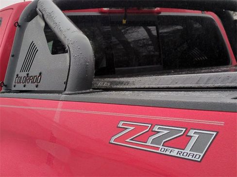 Used 2016 Chevrolet Colorado Z71 image 12