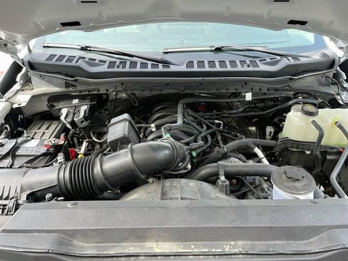 Used 2024 Ford F250 XL AWD/4WD image 23