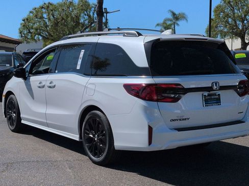 New 2026 Honda Odyssey Sport-L image 11