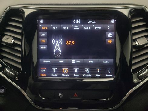Used 2019 Jeep Cherokee High Altitude AWD/4WD image 25
