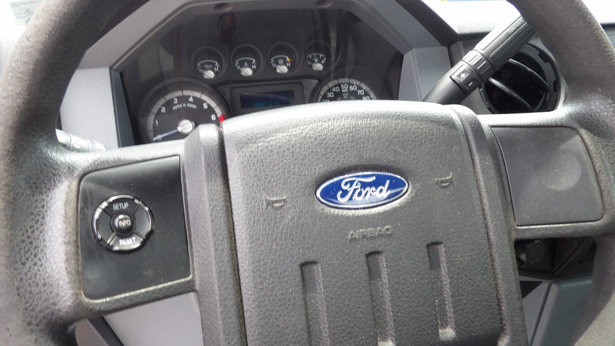 Used 2015 Ford F250 XL RWD image 18