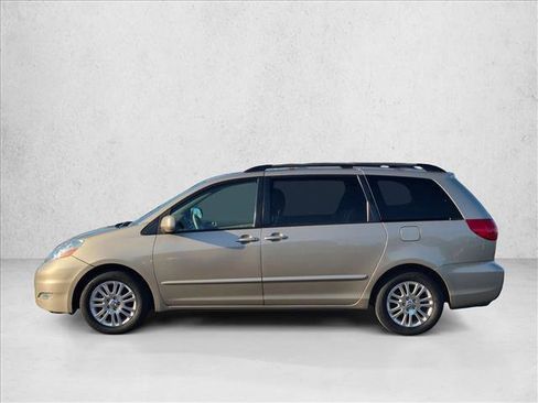 Used 2008 Toyota Sienna XLE FWD image 9
