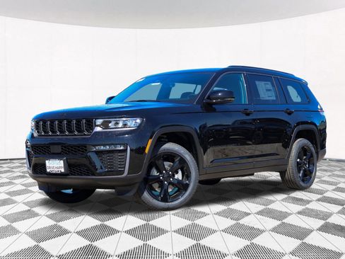 New 2026 Jeep Grand Cherokee L Limited w/ Limited Altitude Package AWD/4WD image 2