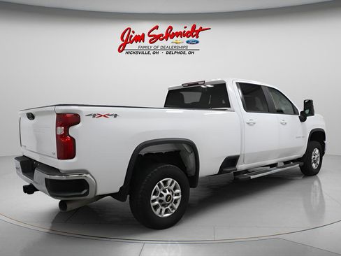 Used 2025 Chevrolet Silverado 2500 LT w/ Convenience Package AWD/4WD image 6
