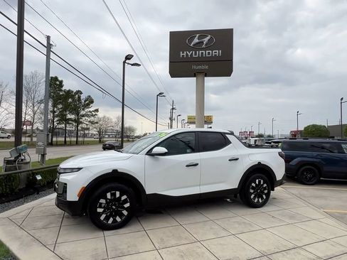 Used 2026 Hyundai Santa Cruz SE FWD image 6