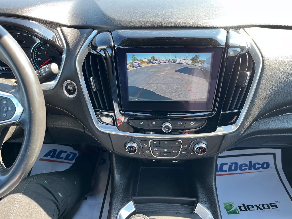 Used 2019 Chevrolet Traverse LT FWD image 19
