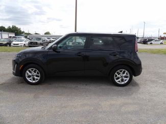 Used 2024 Kia Soul LX w/ Option Group 015 FWD video 1