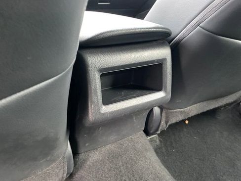 Used 2023 Toyota Camry SE image 17