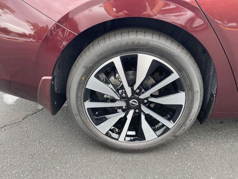 New 2025 Nissan Sentra SV w/ SV Premium Package image 38