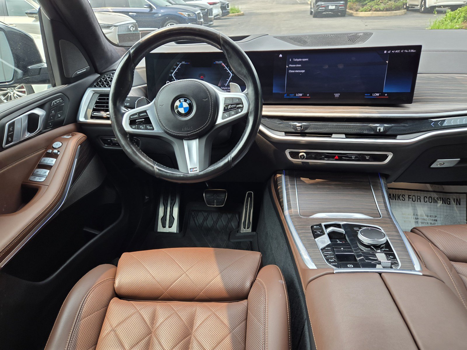 Used 2023 BMW X7 xDrive40i w/ M Sport Package AWD/4WD image 13