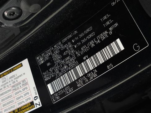 Used 2023 Lexus LX 600 4WD w/ Appearance Package image 45