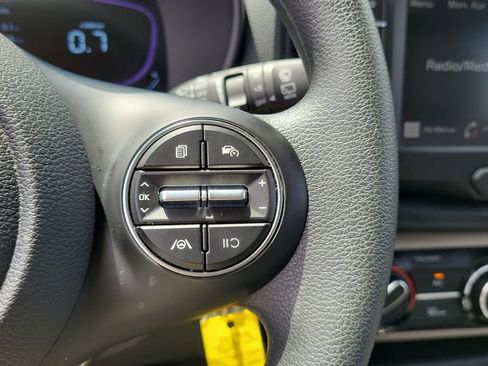 Used 2025 Kia Soul LX image 23