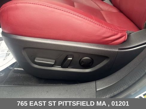 Used 2024 MAZDA CX-30 AWD 2.5 S w/ Preferred Package image 4