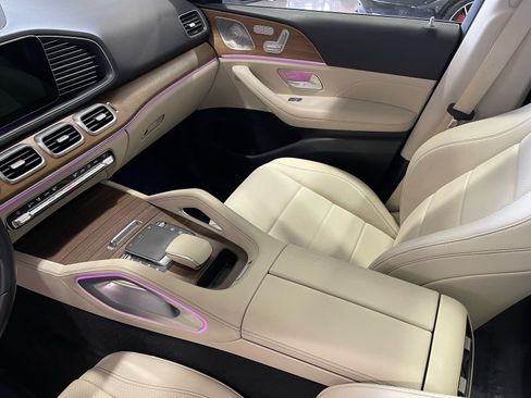 Used 2022 Mercedes-Benz GLE 350 w/ Premium Package image 28