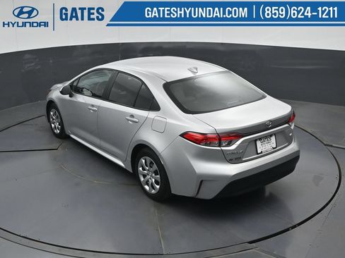 Used 2025 Toyota Corolla LE FWD image 48
