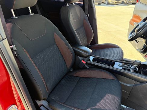 Used 2022 Nissan Kicks SR w/ Interior Electronics Package image 23