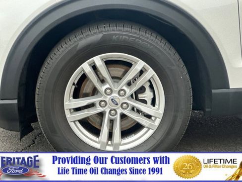 Certified 2022 Ford Explorer XLT image 27