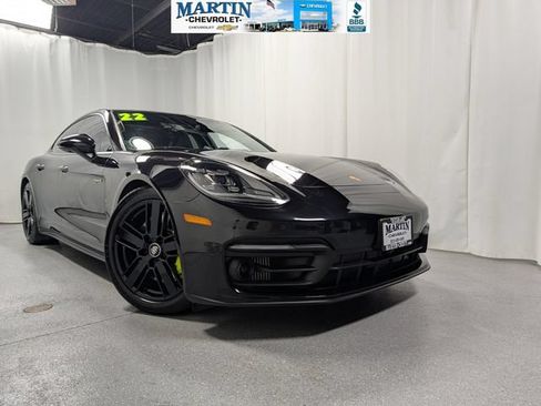 Used 2022 Porsche Panamera 4 w/ Premium Package AWD/4WD image 1