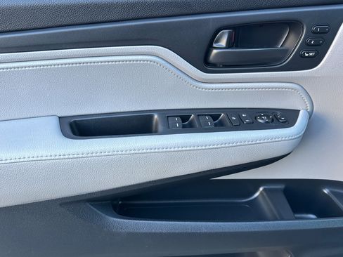 Used 2020 Honda Odyssey EX-L image 8