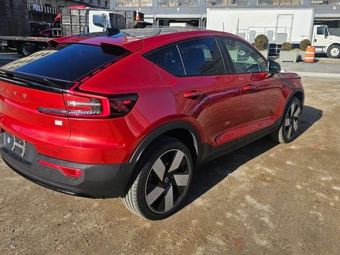 Certified 2023 Volvo C40 P8 Recharge Ultimate image 4