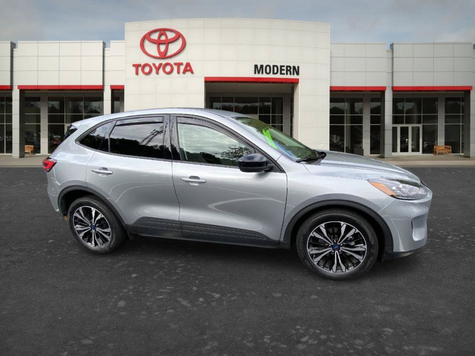 Used 2022 Ford Escape SE w/ SE Sport Appearance Package FWD image 15