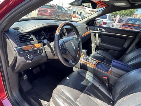 Used 2014 Lincoln MKS w/ Equipment Group 101A FWD image 19