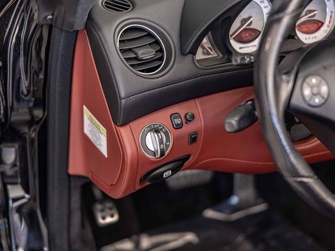 Used 2011 Mercedes-Benz SL 63 AMG SL 63 AMG w/ Premium I Pkg image 22