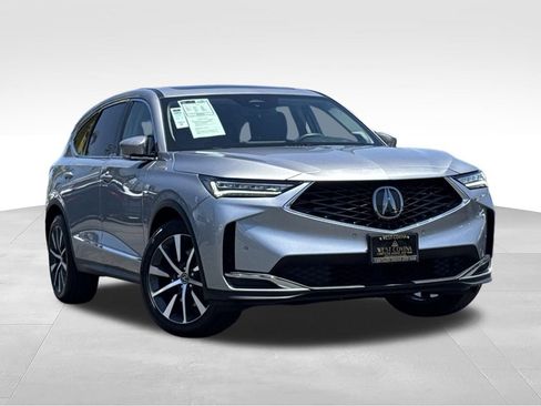 Used 2025 Acura MDX SH-AWD w/ Technology Package image 2