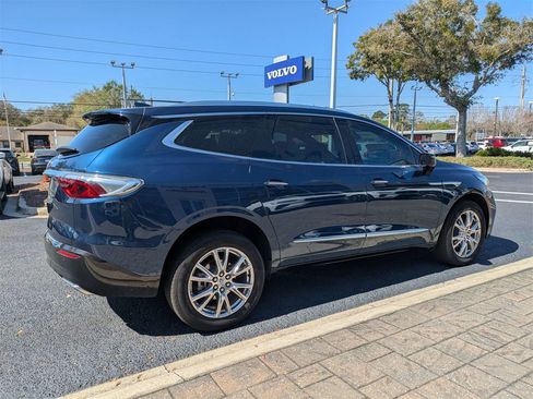 Used 2023 Buick Enclave Premium w/ Experience Buick Package image 6