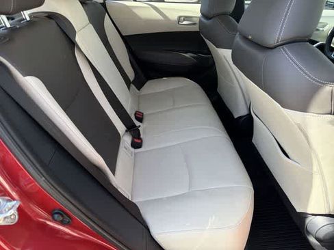 Used 2023 Toyota Corolla Cross XLE w/ Convenience Package image 18