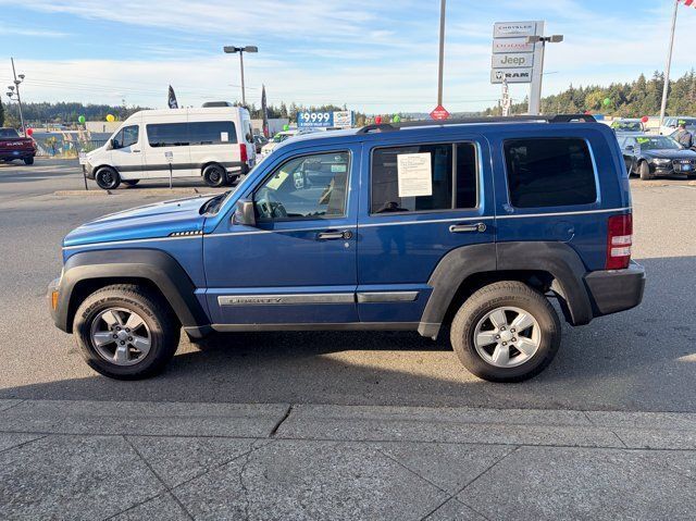 Used 2009 Jeep Liberty Sport w/ Popular Equipment Group AWD/4WD image 5