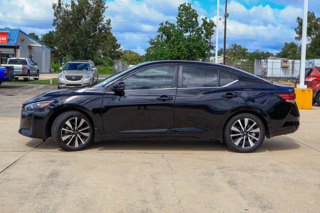 Used 2024 Nissan Sentra SV w/ SV Premium Package FWD image 25