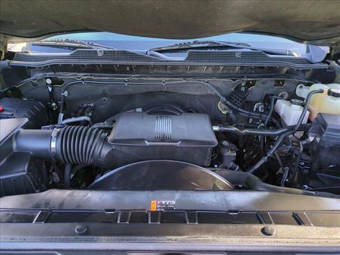 Used 2022 Chevrolet Silverado 2500 Custom w/ Custom Value Package image 21