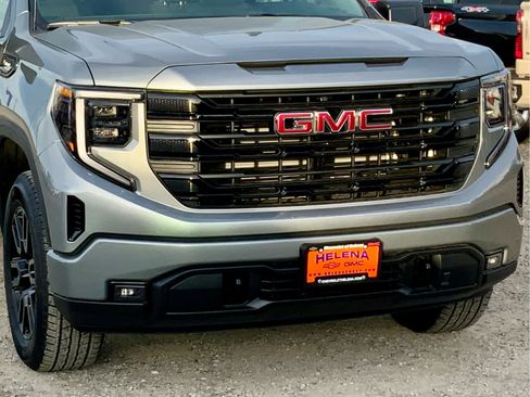 New 2026 GMC Sierra 1500 Elevation image 11