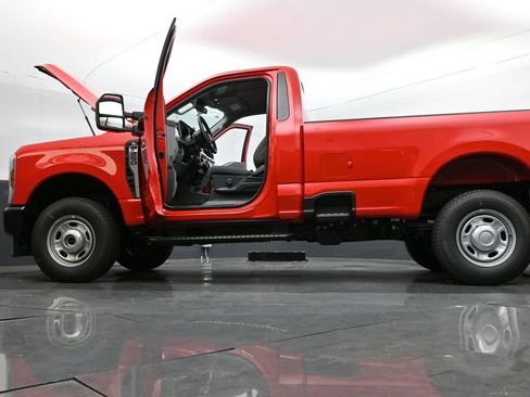 New 2026 Ford F250 XL AWD/4WD image 29