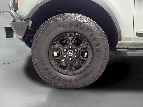 Certified 2021 Ford Bronco First Edition AWD/4WD image 30