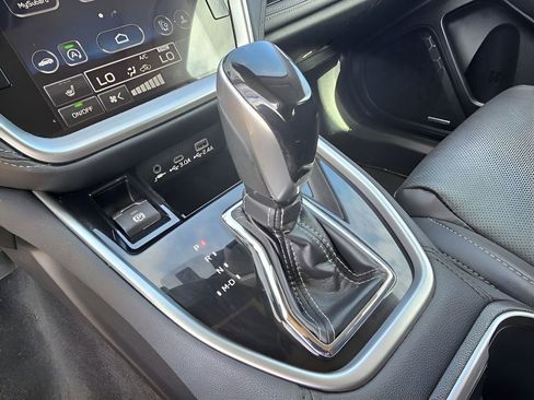 Used 2024 Subaru Outback Limited image 20
