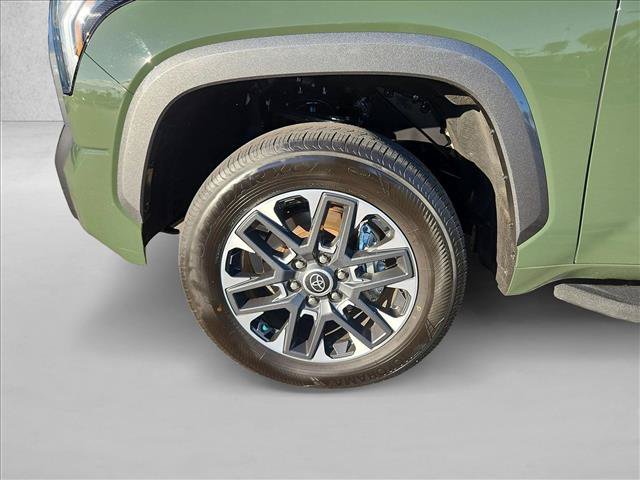 Used 2023 Toyota Tundra Limited AWD/4WD image 22