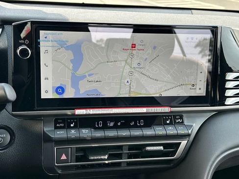 Used 2026 Toyota Camry XSE FWD image 22