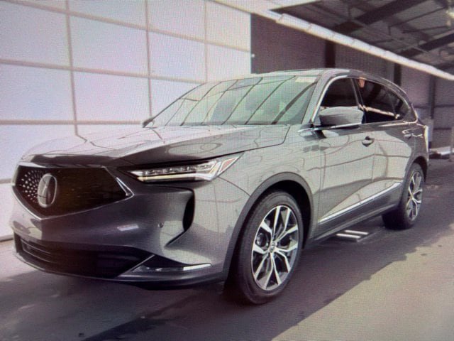 Used 2024 Acura MDX w/ Technology Package FWD image 2