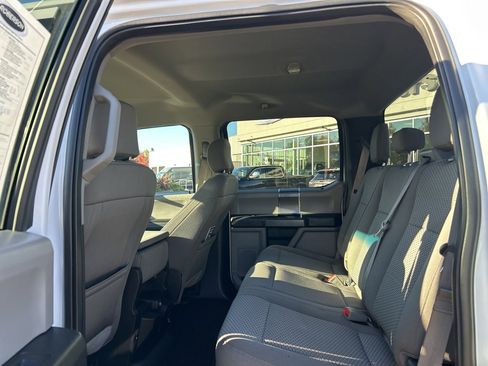 Used 2018 Ford F150 XLT w/ XTR Package image 9