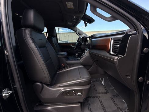Used 2022 GMC Sierra 1500 Denali w/ Denali Reserve Package AWD/4WD image 28
