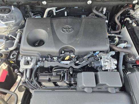 Used 2024 Toyota RAV4 LE FWD image 29