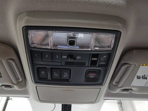 Used 2015 Toyota 4Runner Limited AWD/4WD image 35